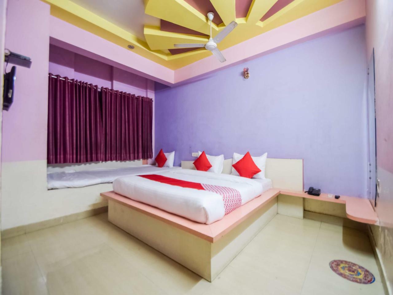 Hotel Palak Palace ウダイプル エクステリア 写真